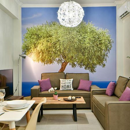 Fresh & Renovated Apartment Next To Metro Station เอเธนส์ ภายนอก รูปภาพ