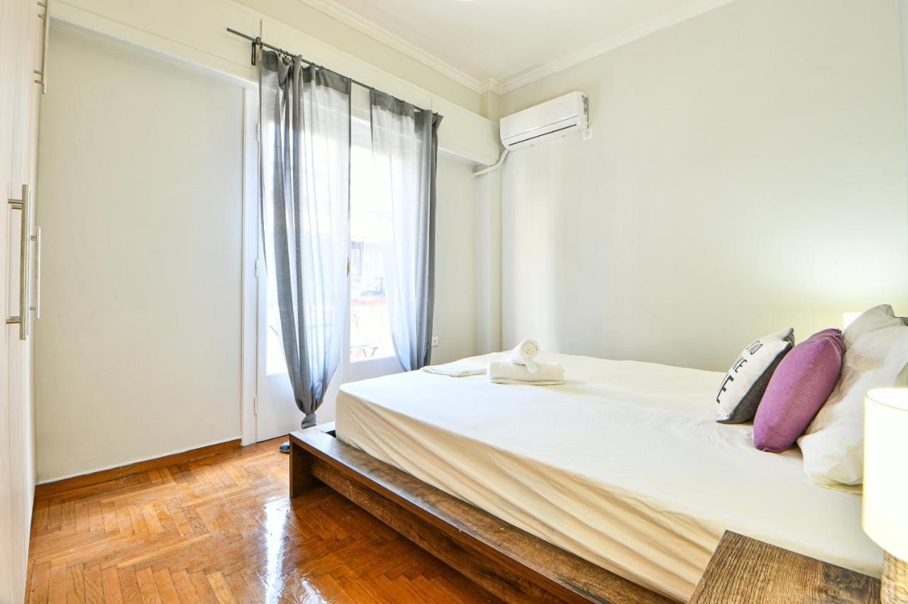 Fresh & Renovated Apartment Next To Metro Station เอเธนส์ ภายนอก รูปภาพ